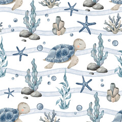 Marine seamless pattern sea animals, plants, seashell, starfish, marine corals, seaweed algae. Hand drawn watercolor background of sea fish for nursery, wallpaper, textile © Daryartsy