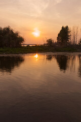 Fototapeta na wymiar Colorful Sunset at Astotin Lake 