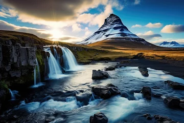 Crédence de cuisine en verre imprimé Kirkjufell Kirkjufell mountain and Kirkjufellsfoss waterfall in eastern Iceland