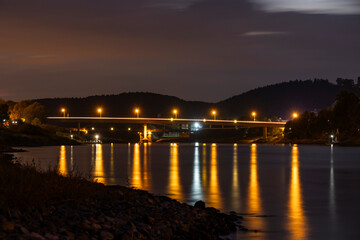 Fototapeta premium Elbbrücke bei Bad Schandau in der Nacht