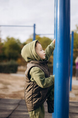 Obraz premium child on a swing
