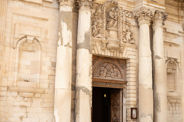 Poche d'une Église à Martigues
