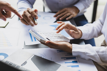 Meeting to discuss financial advisors analyzing auditing and budget planning.