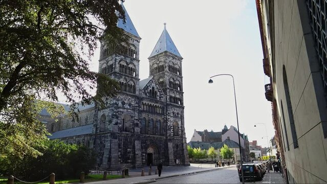 The cathedral (domkyrkan) in Lund, street view.