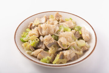牛モツ　ねぎ塩炒め
