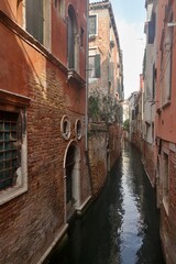 Rio de Ca' Tron (Ponte del Tentor)