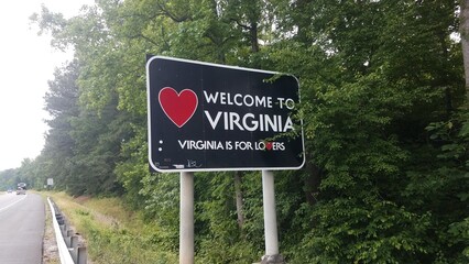 Welcome To North Carolina / Virginia Signs - obrazy, fototapety, plakaty