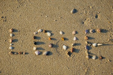 footprint on sand, love on beach 