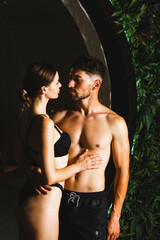 Naklejka premium married couple relaxing in the aroma room. Hotel spa concept