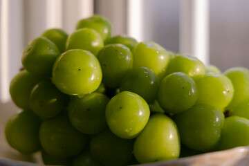 green grapes in a bowl