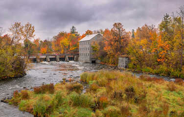 Watson's Mill on a cold rainy autumn morning in Manotick, Ontario, Canada - 668132521