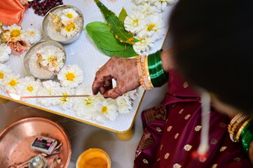 Gaurihar Pooja. Bridal wedding pooja. Marathi bride worship. Golden Baby Krishna and Anapurna goddess. Maharashtra culture. Maharashtra wedding rituals