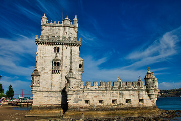 The Elegance of Belém Tower - obrazy, fototapety, plakaty
