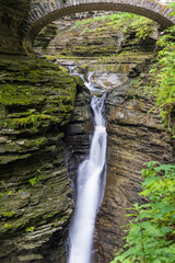 Central cascade in Watkins Glen State park, United States © Simon van Hemert