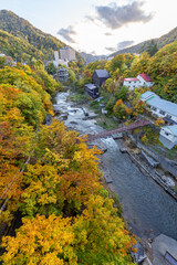 北海道　札幌　定山渓　温泉　豊平峡　ダム　紅葉　秋