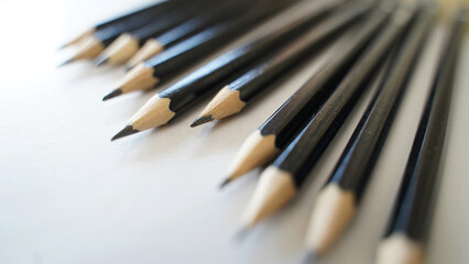Obraz premium Close-up. Pencils on a white sheet of paper