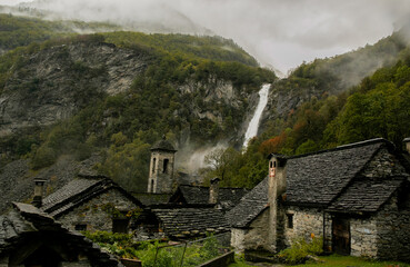 Experience the charm of Foroglio, a picturesque village nestled in the heart of Ticino,...