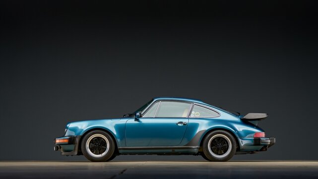 Portland, OR, USA
1/12/2024
Porsche 911 Turbo 930