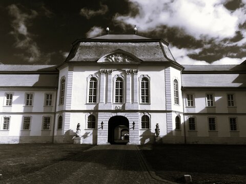 Schlo&szlig;