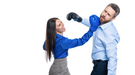 Obraz premium businesspeople fight against each other. business fight. business partners fighting in boxing gloves isolated on white. anger management. business fight with two businesspeople. employees quarreling