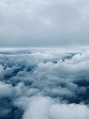 chmury widok z samolotu 