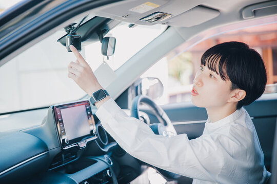 ドライブレコーダーを確認する　drive recorder