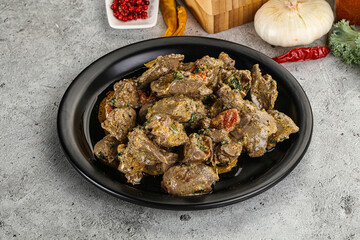 Chicken liver in cream sauce