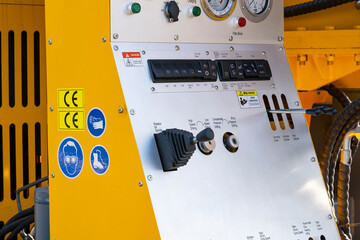The control and control panel of the drilling machine.