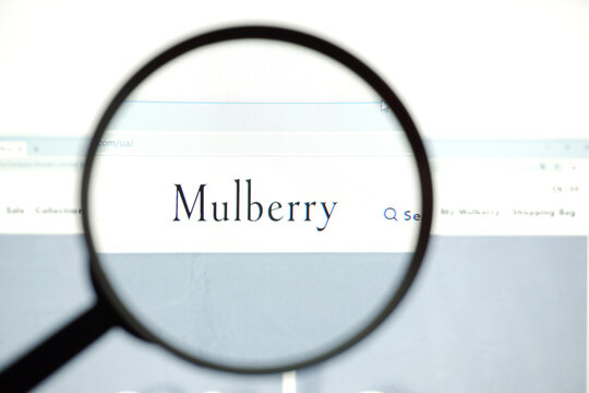 Los Angeles, California, USA - July 29 2019 : Homepage of Mulberry .Official website of Mulberry