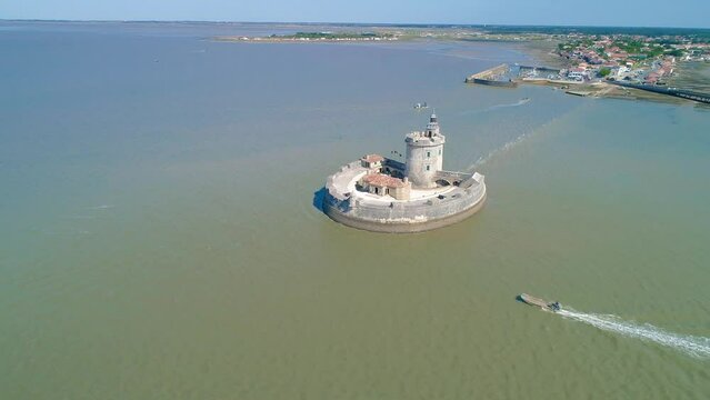 Vue a&eacute;rienne du Fort Louvois, Ile d'Ol&eacute;ron, Charente-Maritime.