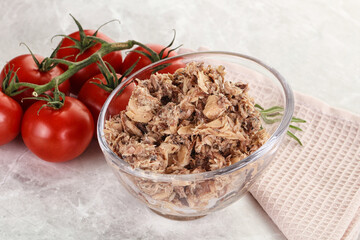 Canned tuna fish for salad