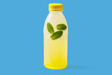 Melon lemonade with melon puree, mint, melon syrup, ice, sparkling water on a blue background for food delivery website 1