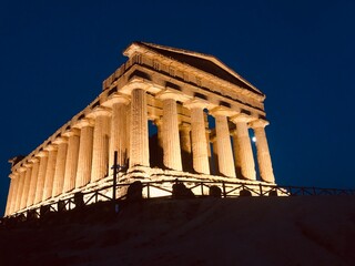 Fototapeta premium parthenon at night