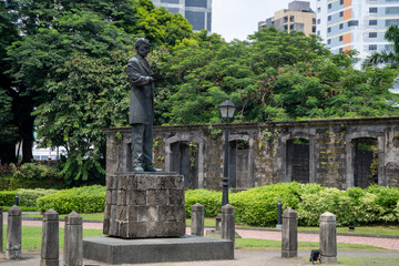 Jose Rizal statue in Fort Santiago Intramuros, Manila, Philippines. - obrazy, fototapety, plakaty