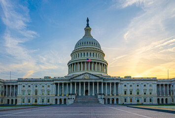 Kapitol in Washington D.C. bei Sonnenuntergang - obrazy, fototapety, plakaty