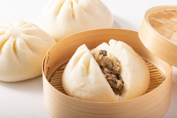 肉まん　(豚肩ロース)