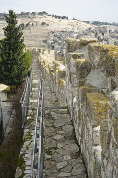 Toul Ramparts Ramparts - Images et vidéos libres de droits | Adobe Stock