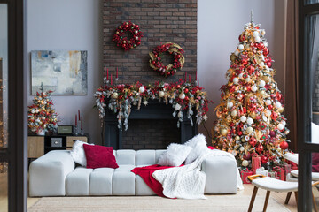 Christmas decoration in the house - 669129338