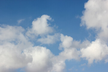 This combination often accompanies a perfect, sunny day