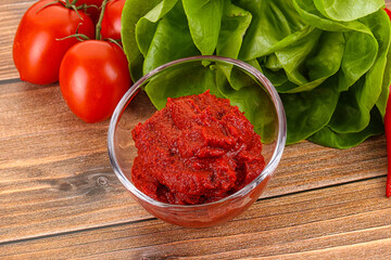 Tomato puree sauce for cooking