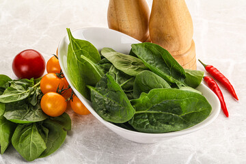 Natural organic raw green spinach