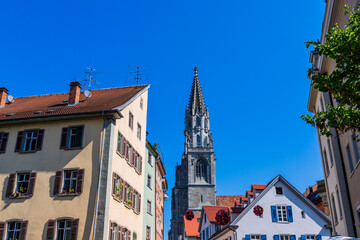 Fototapeta na wymiar La Cathédrale Notre-Dame de Constance en Suisse