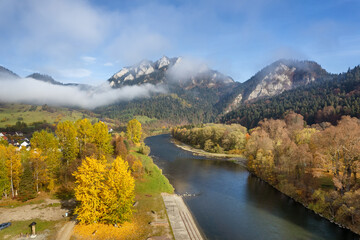 Aerial view of Trzy Korony mountain in Pieniny, Poland, during autumn © Mazur Travel