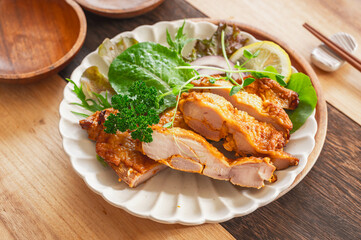 鶏もも肉のみそ焼き