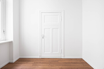 room door in empty apartment or flat - obrazy, fototapety, plakaty