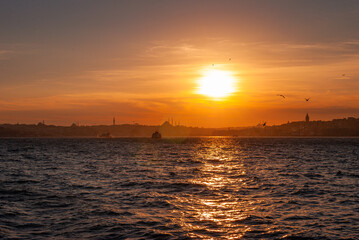 Naklejka na ściany i meble Eternal flame, Istanbul's Sun-kissed evening, golden gateway, Istanbul's evening euphoria