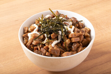 刻みチャーシュー丼