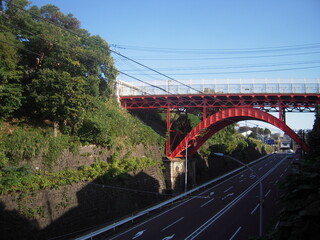 風景写真　打越橋　赤いアーチ橋 