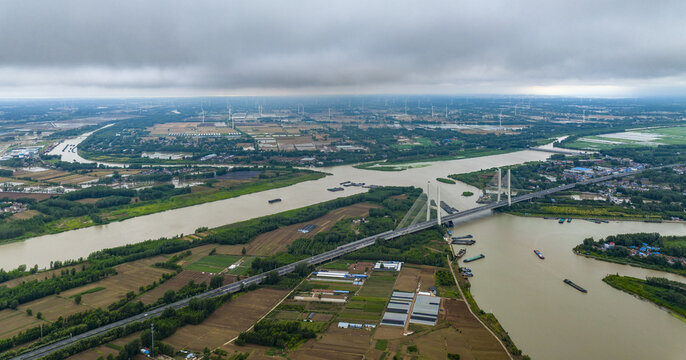 The beijing-hangzhou grand canal in jiangsu province huaian section of cross-strait scenery