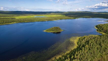 Insel im See, Västerbotten, Schweden